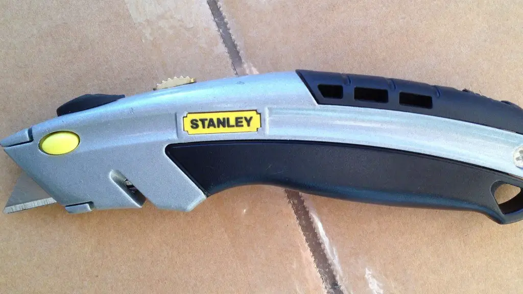 How to put utility knife down?