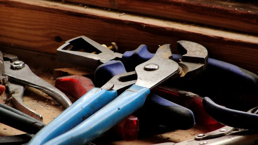 How to fix rusted pliers?