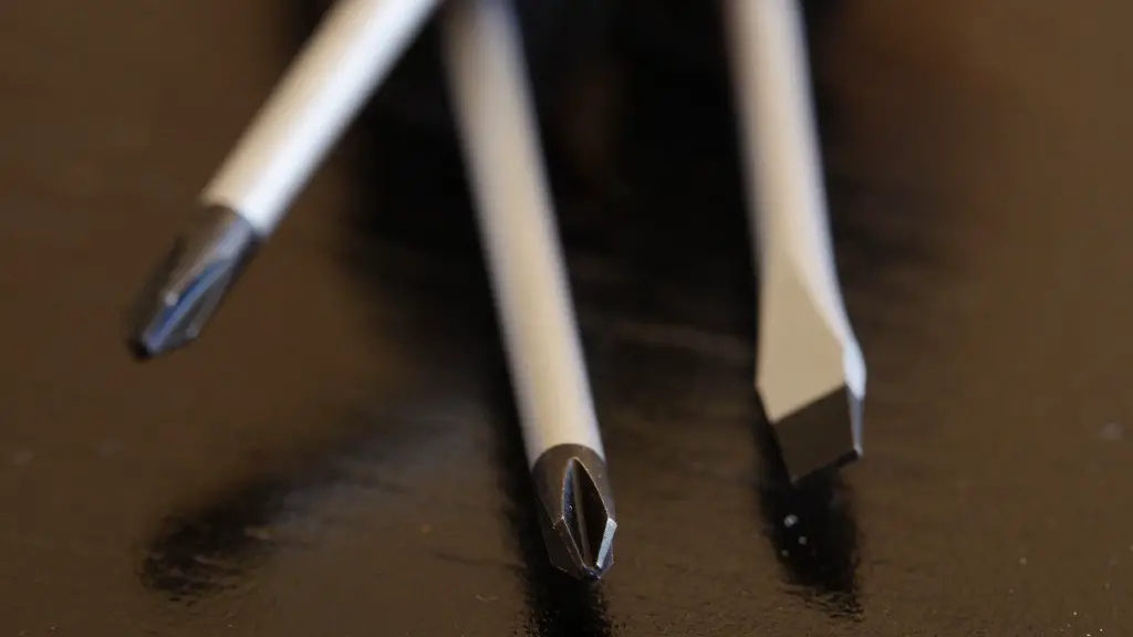 How to remove a spanner nut without a spanner wrench?