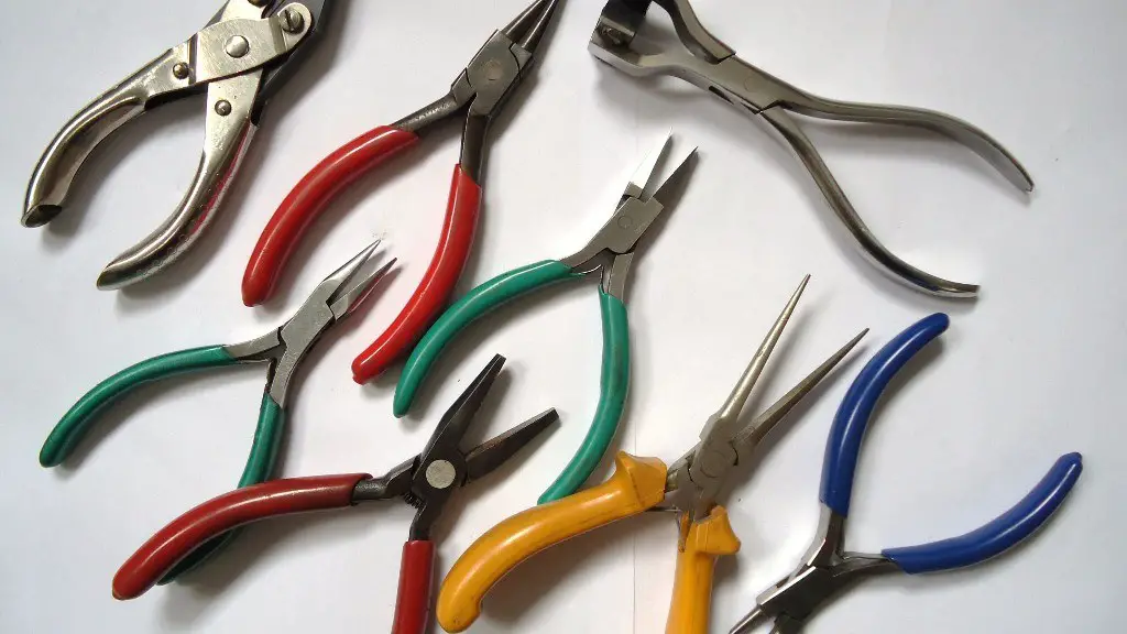 What size spanner for pedals?