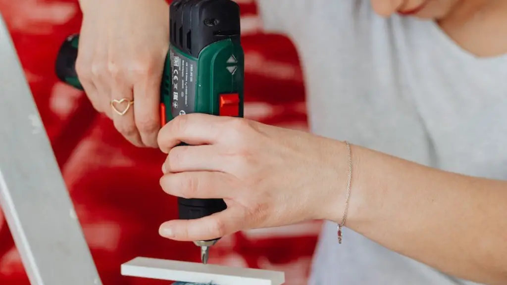 Can i use hammer drill for screwdriver?