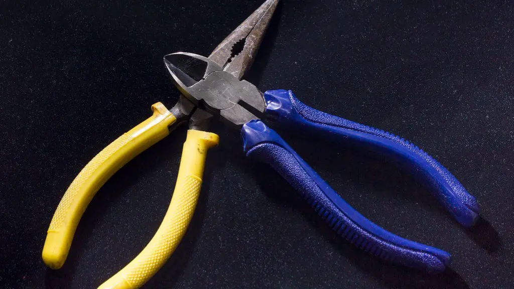How to use long nose pliers?