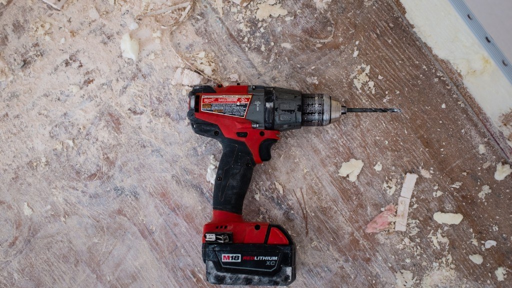 How to use a dewalt electric drill?