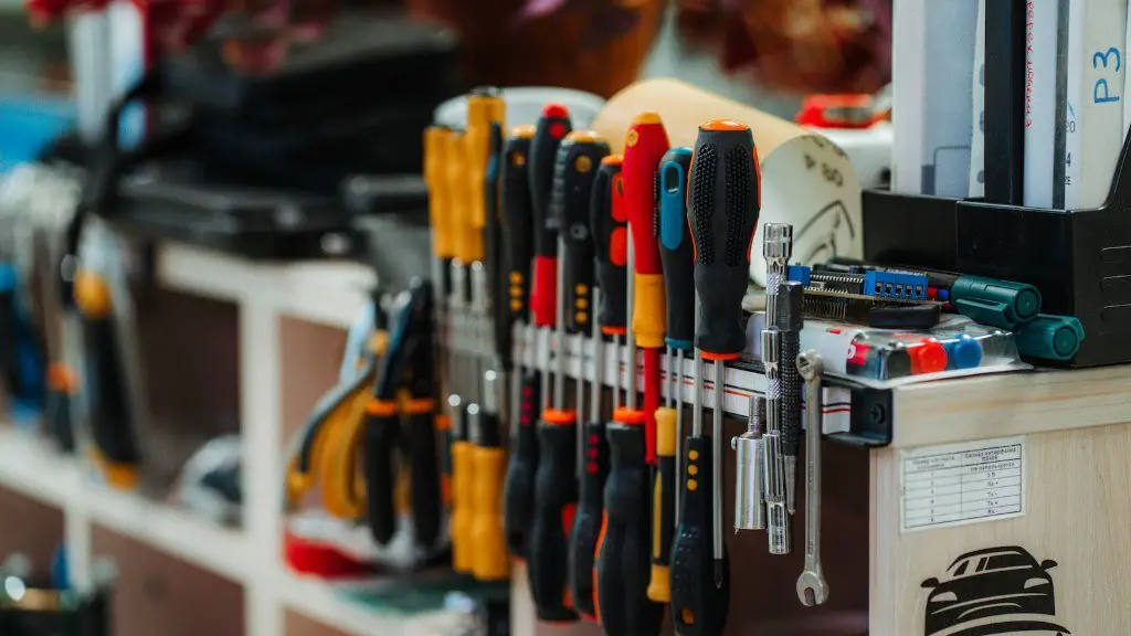 How to remove a spanner nut without a spanner wrench?