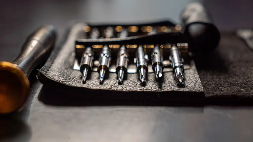 What is a t4 screwdriver?