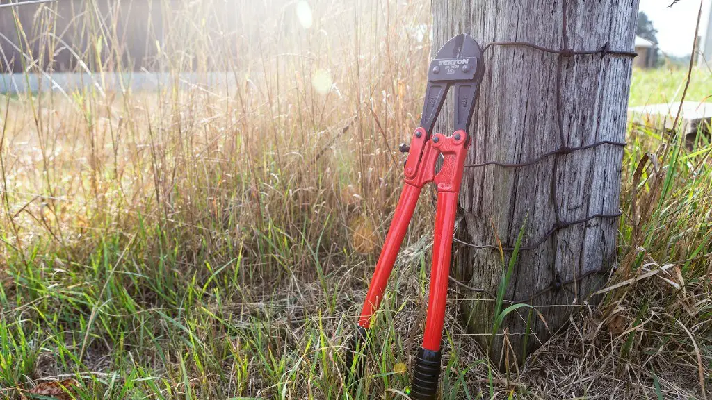 What size spanner for battery terminals?