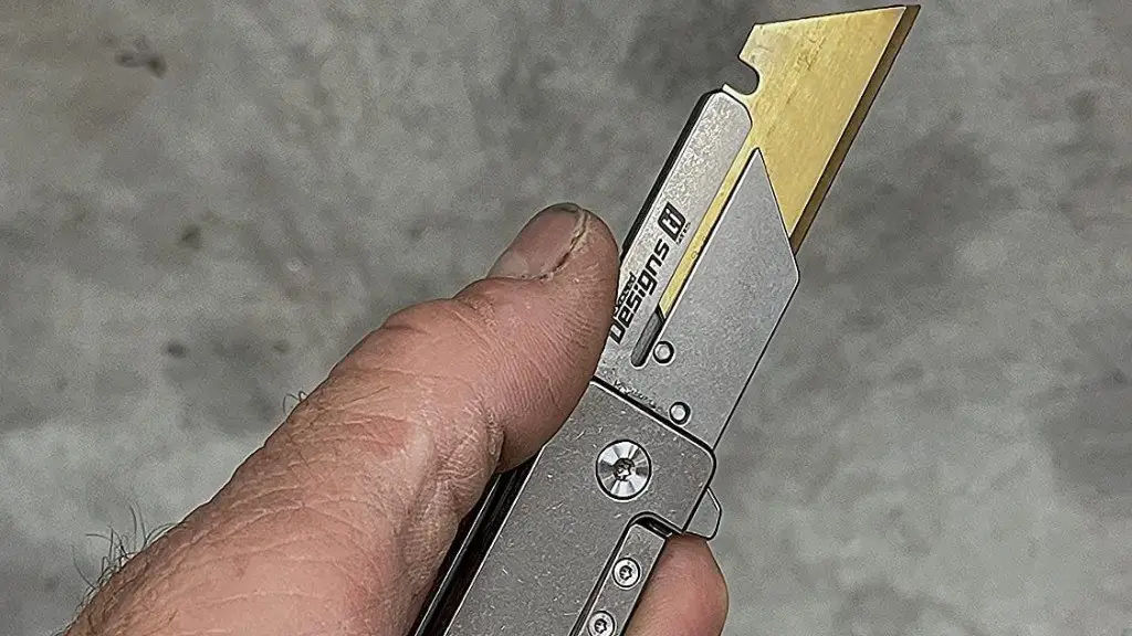 How to open screws without a screwdriver?